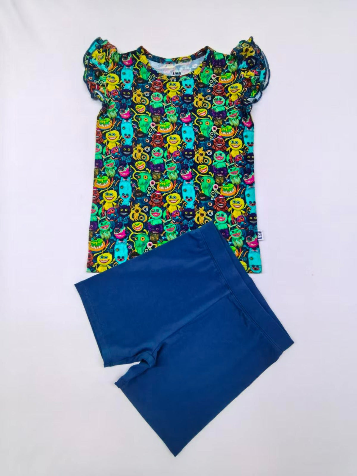 Bed Bugglers Flutter Sleeve & Shorts Set